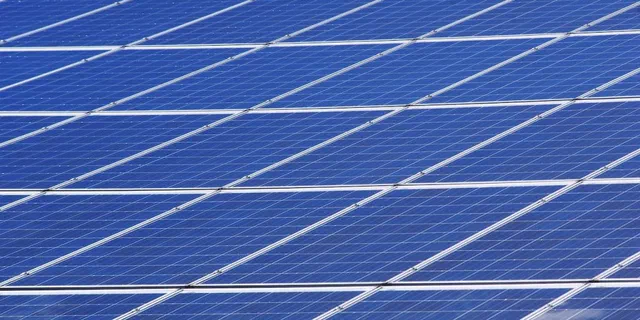 Tesla Energiespeicher